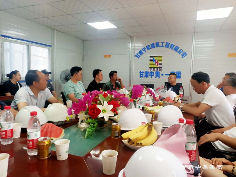 �T���L��